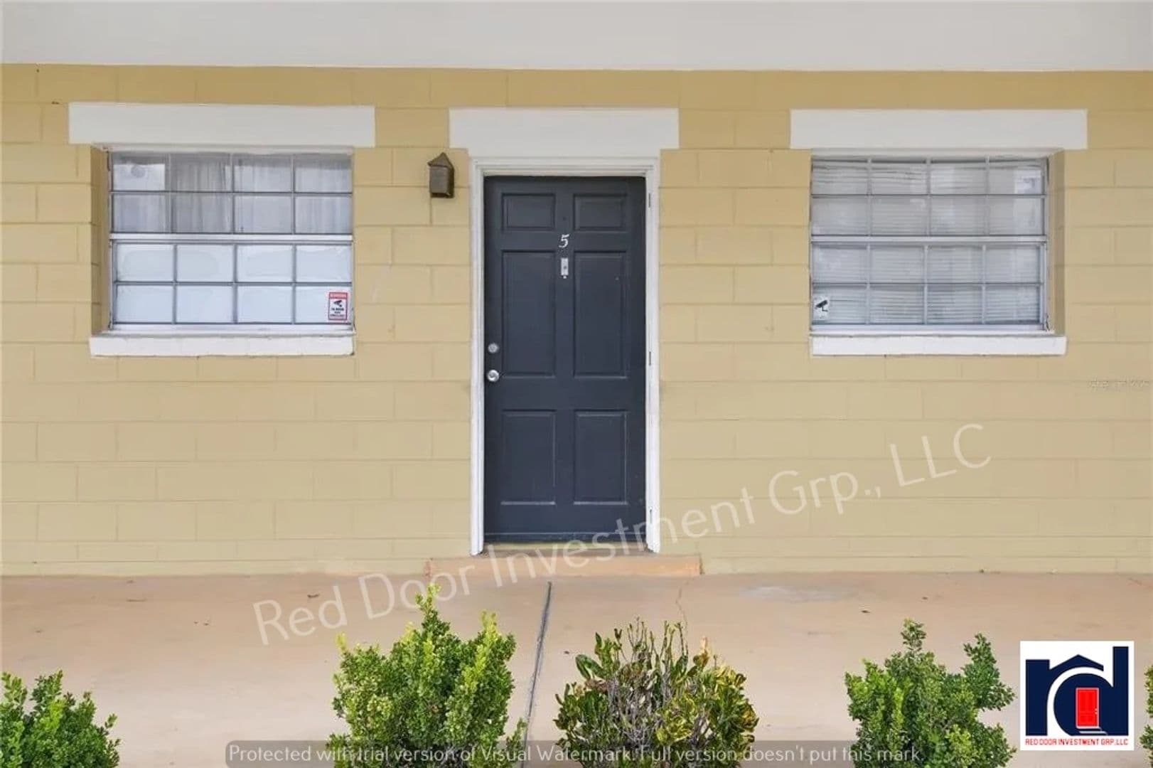 Leesburg Condo: 706 West Dixie Avenue