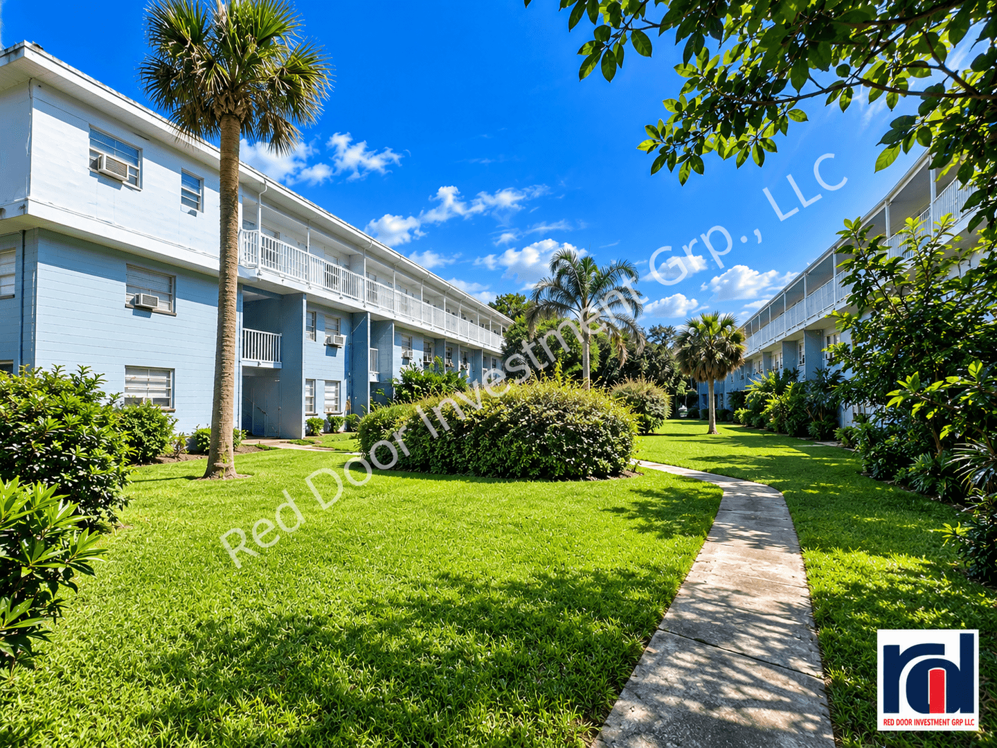 Cocoa Apartment: 650 Dixon Blvd