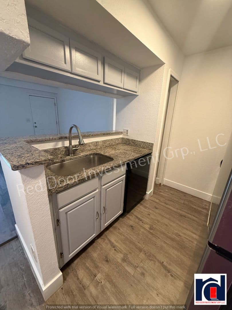Plant City Apartment: 305 W Grant Street