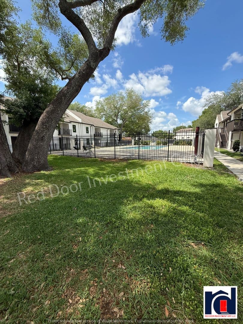 Plant City Apartment: 305 W Grant Street