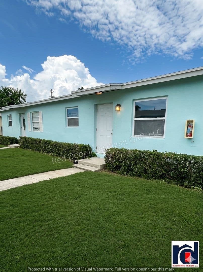 Ft Pierce Apartment: 3105 Avenue T