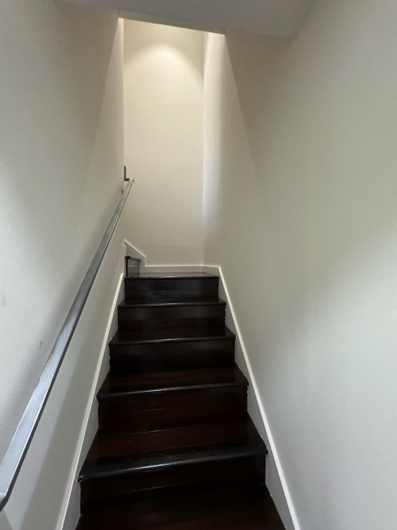 San Franciso Apartment: 149 Dore st.