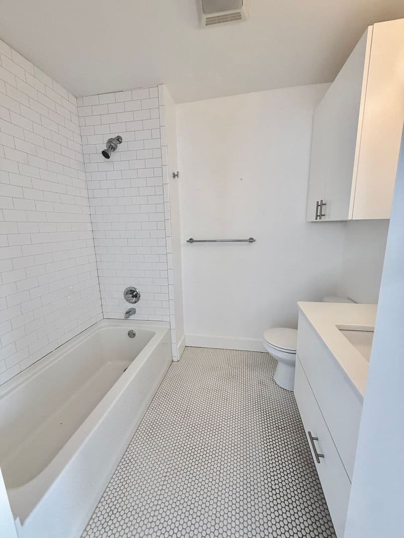 Oklahoma City Apartment: 436 NW 27th St.