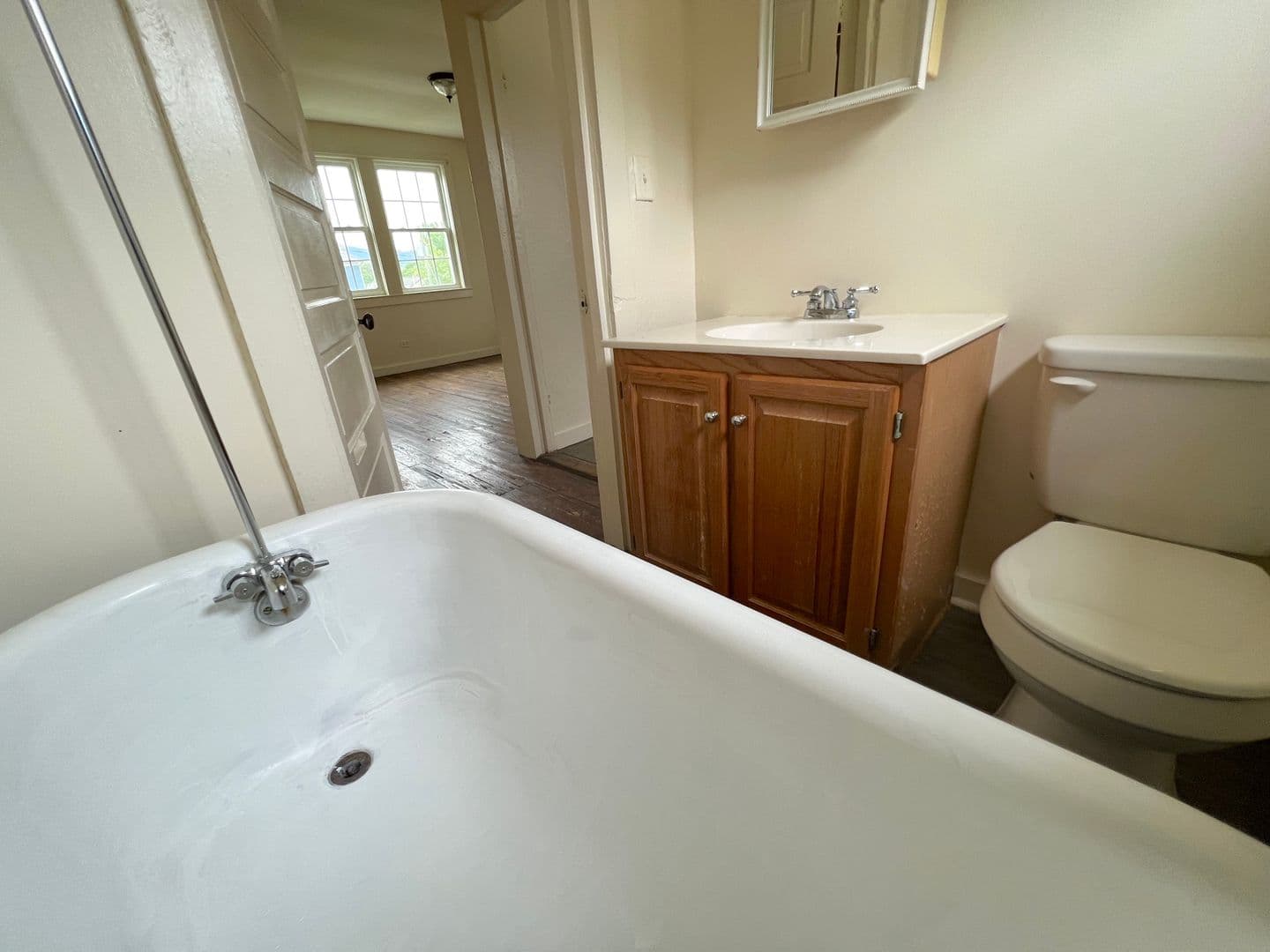 Charlottesville Apartment: 407 9th Street