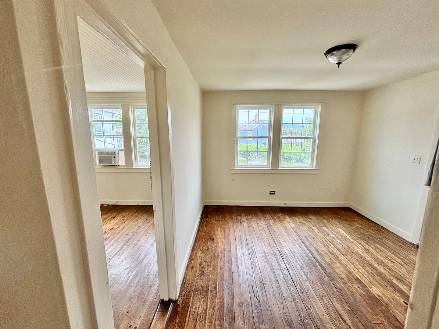 Charlottesville Apartment: 407 9th Street