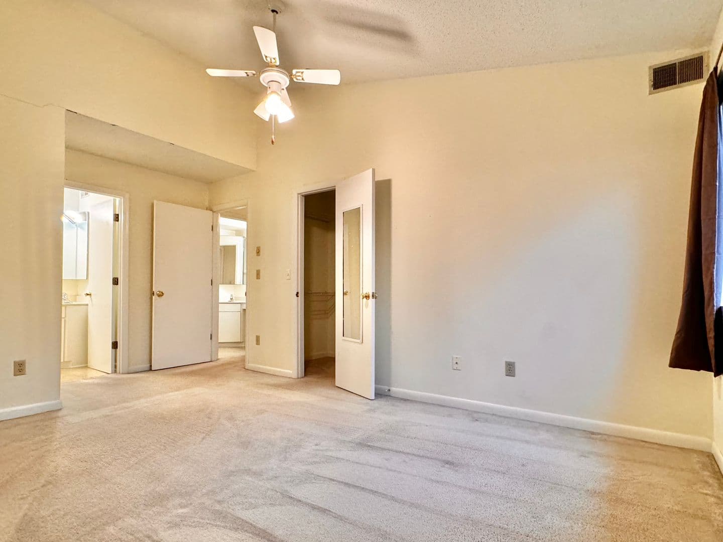 Charlottesville Condo: 125 Turtle Creek Rd. - Apt. 11