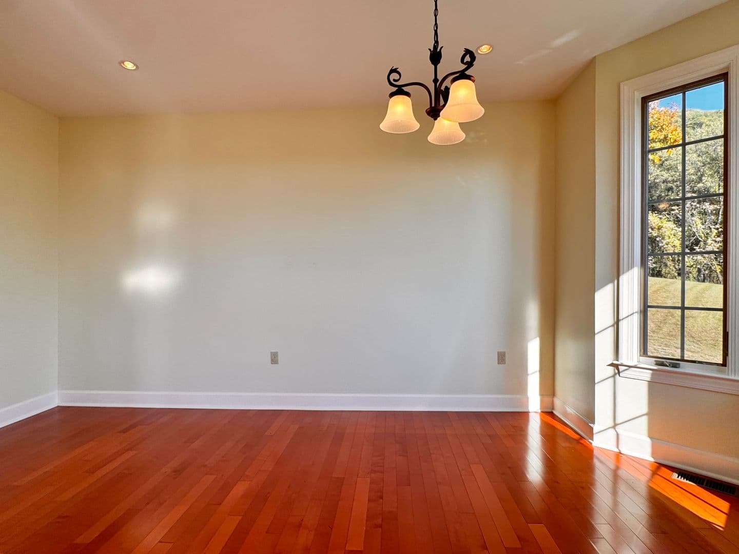 North Garden House: 3834 Thomas Dairy Lane.