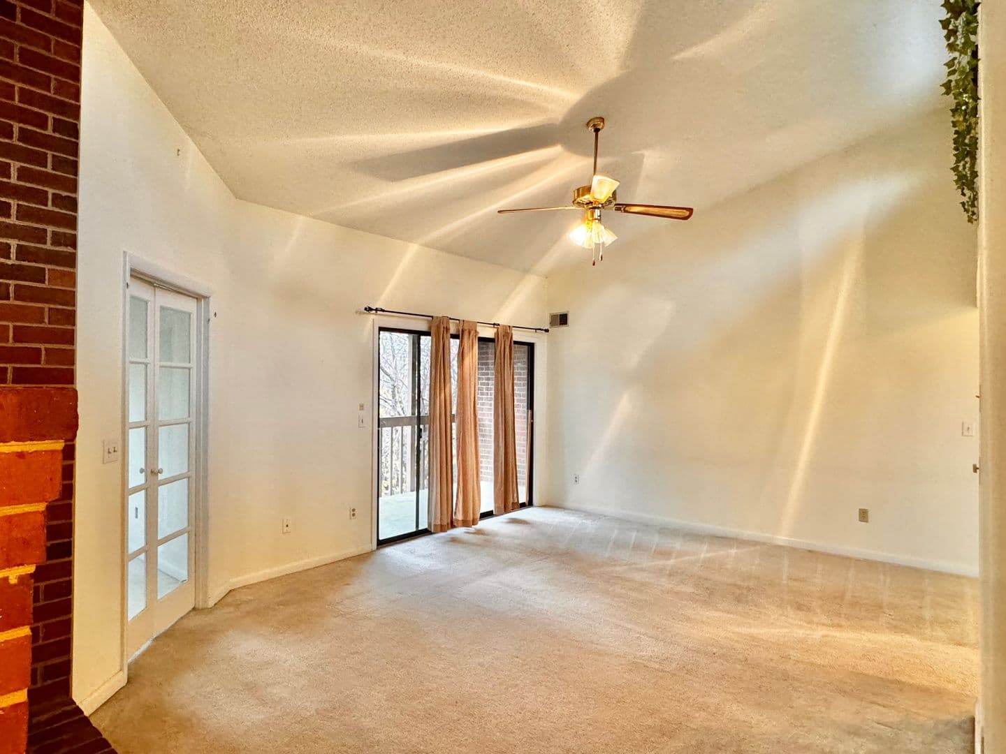 Charlottesville Condo: 125 Turtle Creek Rd. - Apt. 11