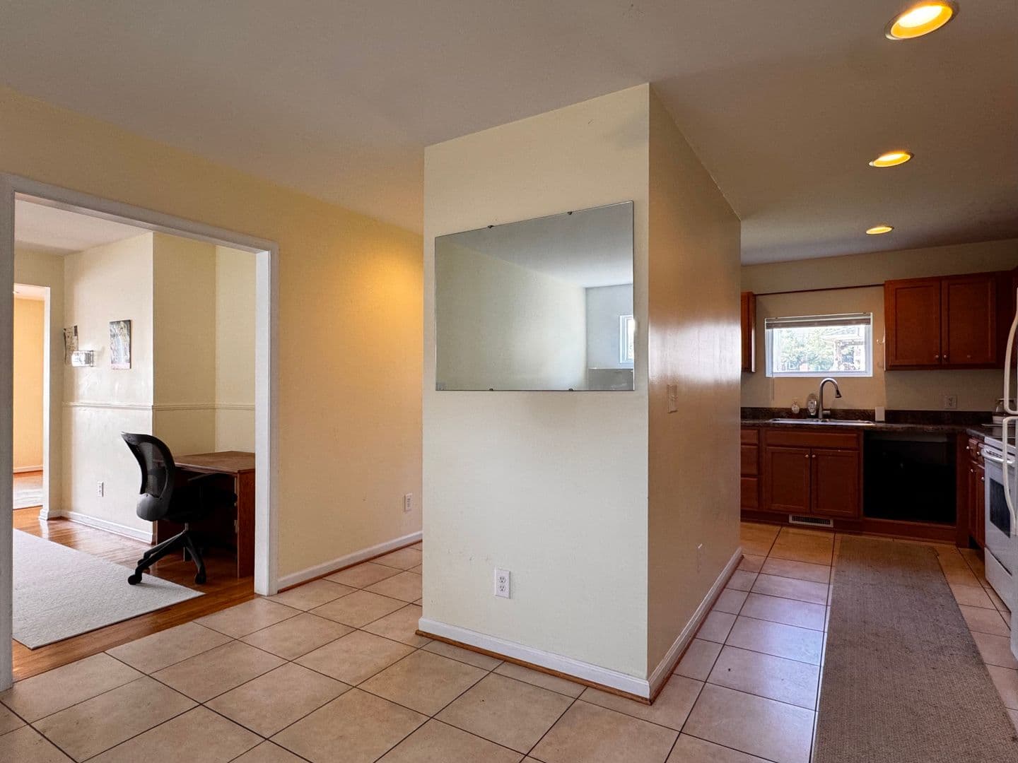 Charlottesville Apartment: 111 Montpelier St.