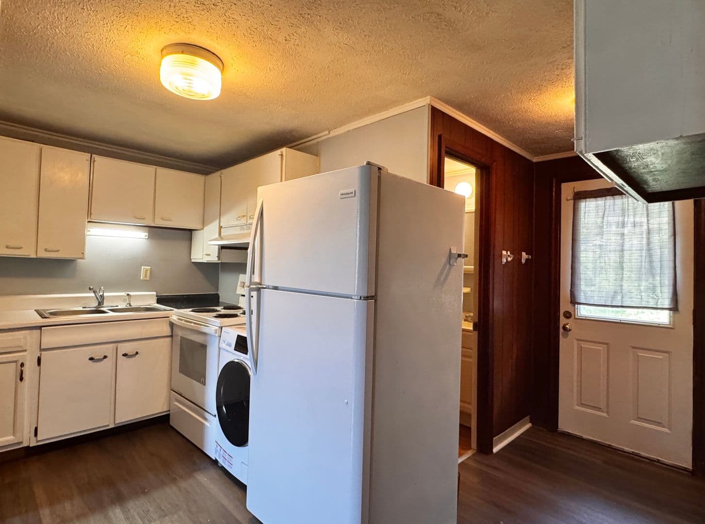 Charlottesville Apartment: 1504 6th St. SE