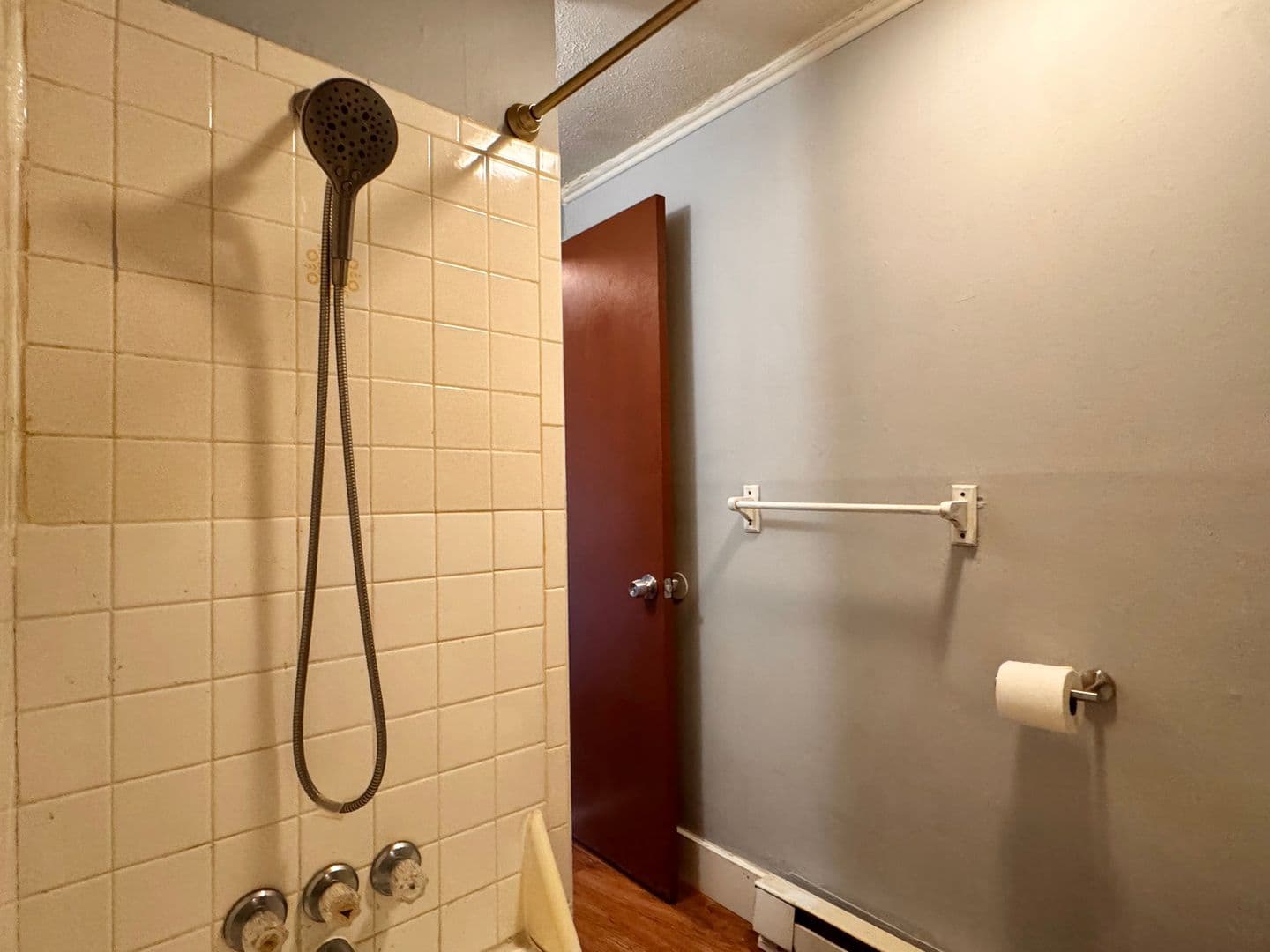 Charlottesville Apartment: 1504 6th St. SE