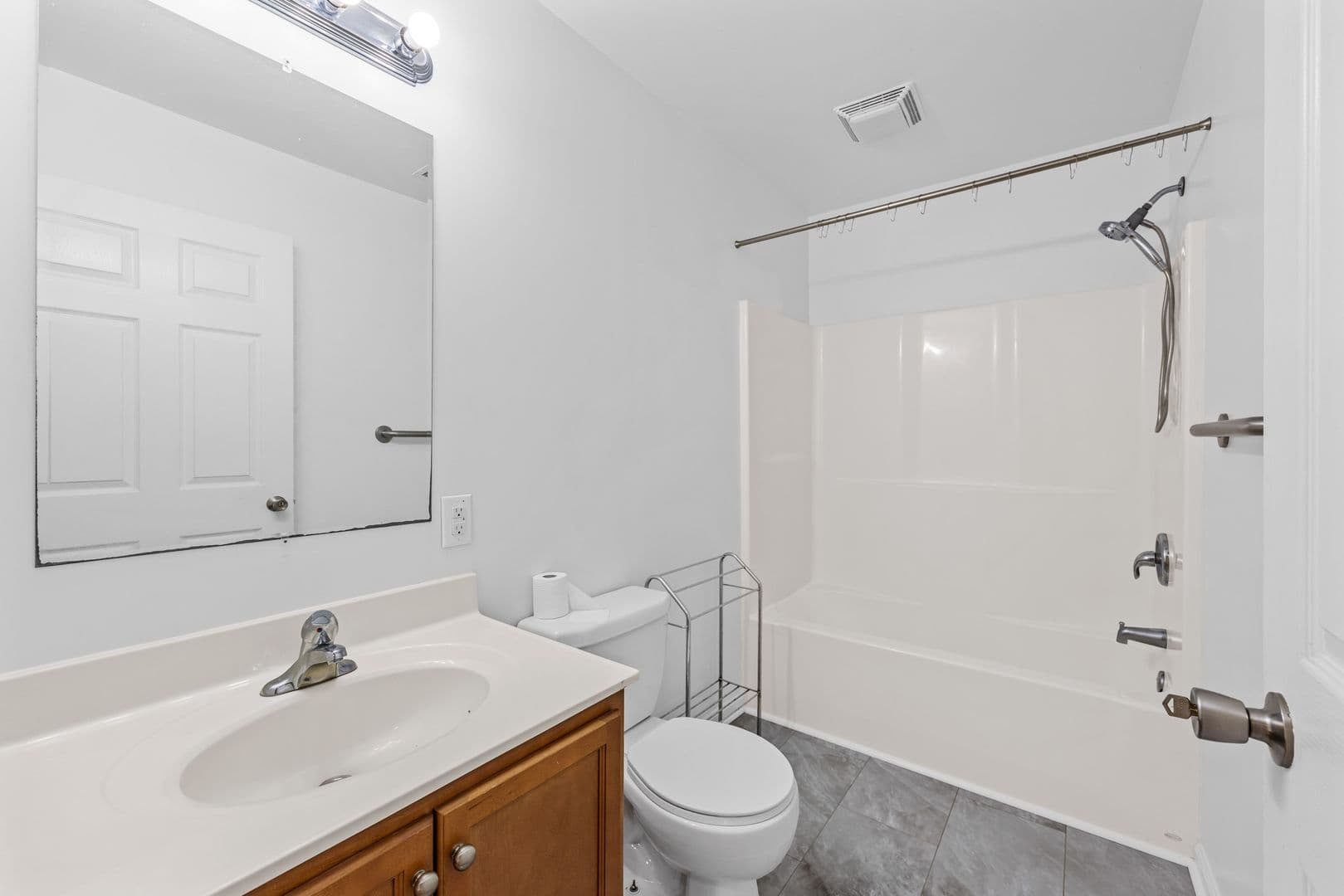 Charlottesville Apartment: 111 Montpelier St.