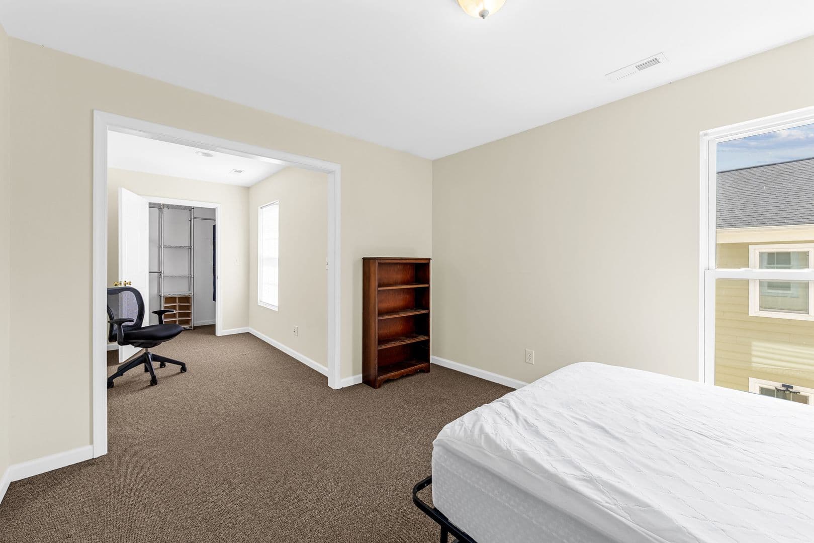 Charlottesville Apartment: 111 Montpelier St.