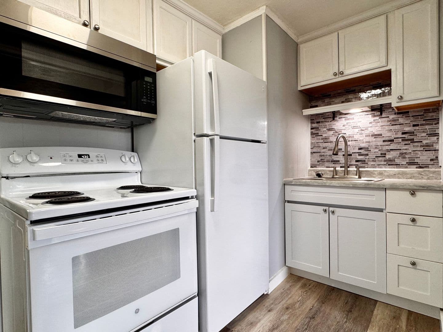 Charlottesville Apartment: 1504 6th St. SE