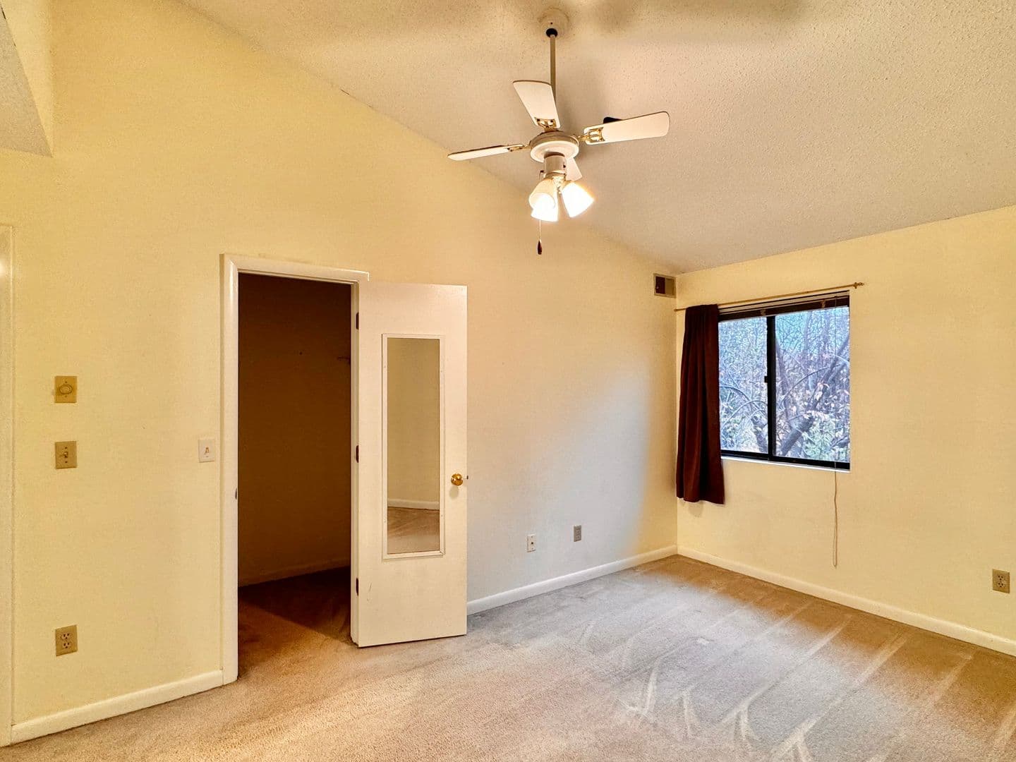 Charlottesville Condo: 125 Turtle Creek Rd. - Apt. 11