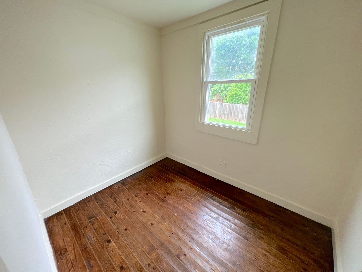 Charlottesville Apartment: 407 9th Street