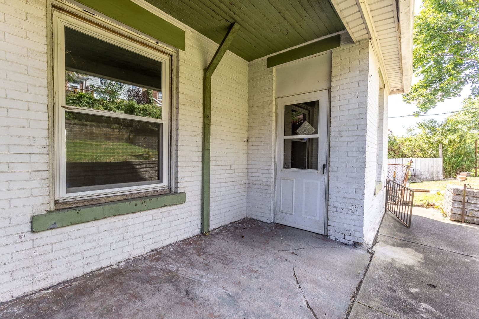 Pittsburgh House: 415 Edgemont St