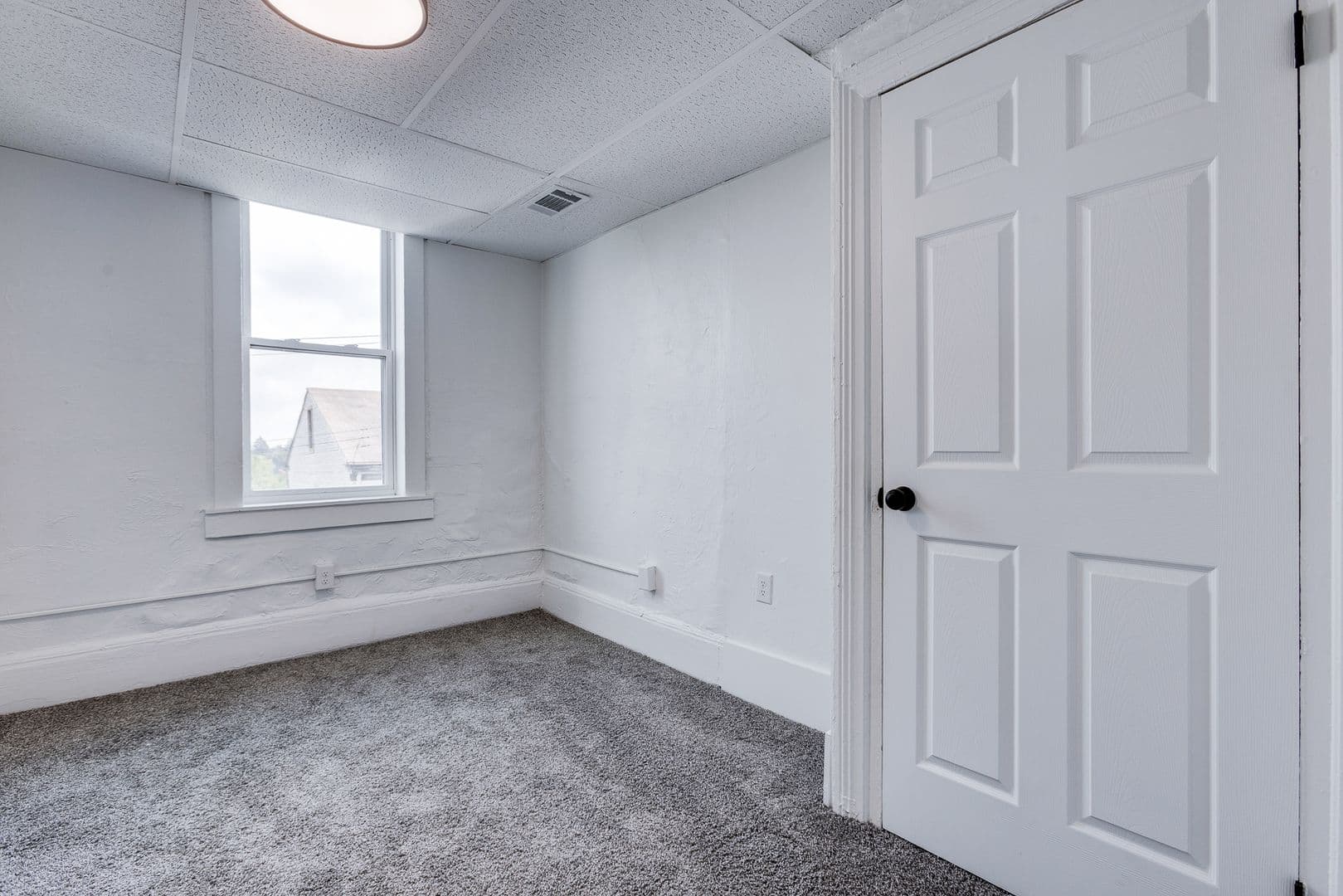 Pittsburgh Apartment: 35 Mt Oliver St