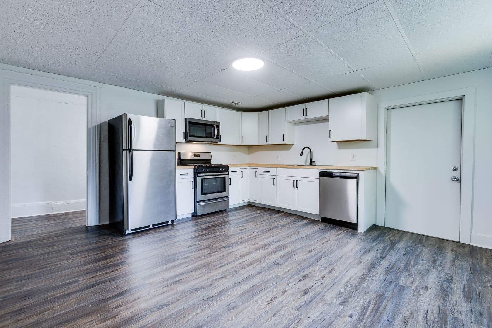 Pittsburgh Apartment: 35 Mt Oliver St