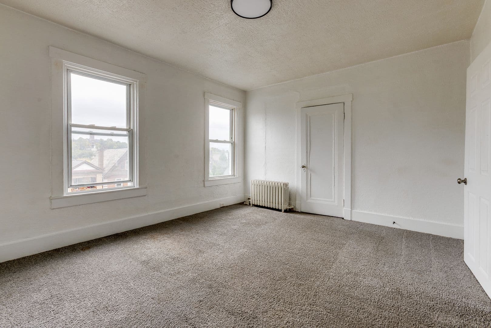 Pittsburgh House: 415 Edgemont St