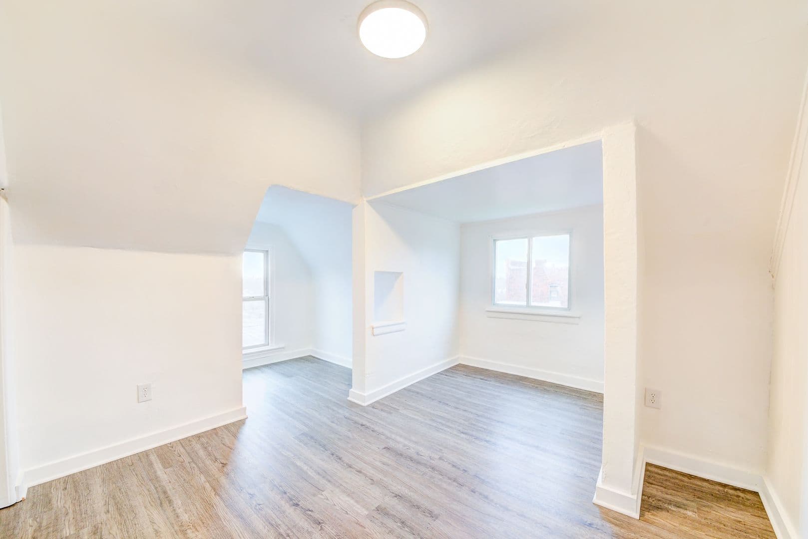 Pittsburgh Apartment: 615 E Warrington Ave