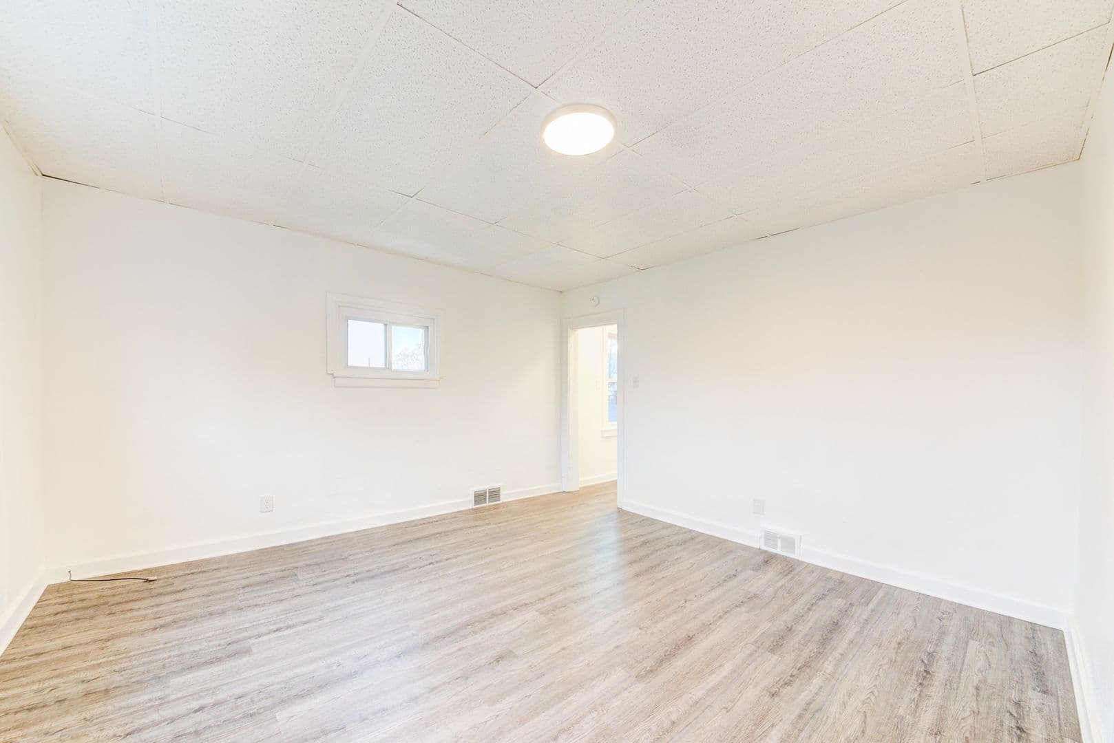 Pittsburgh Apartment: 615 E Warrington Ave