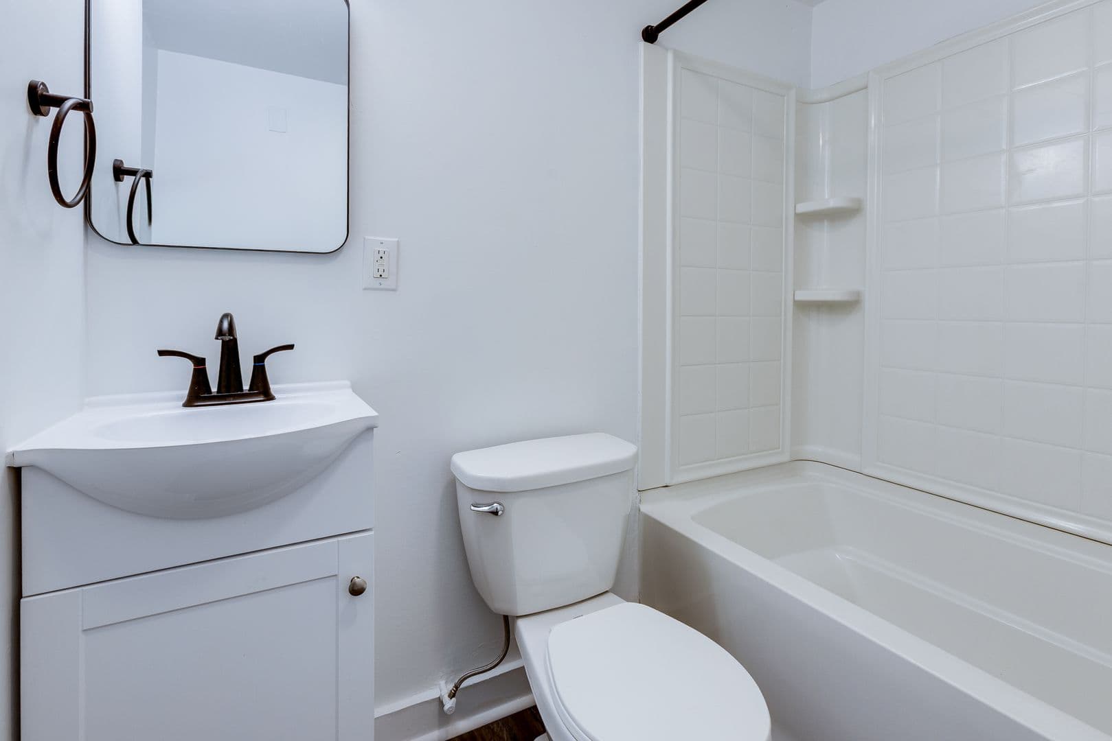 Pittsburgh Apartment: 35 Mt Oliver St