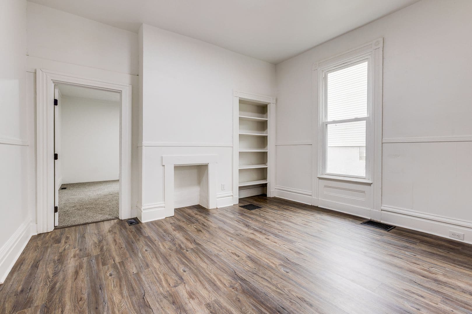 Pittsburgh Apartment: 240 Hazelwood Ave