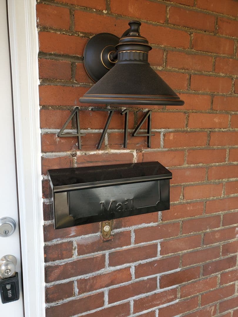 Pittsburgh House: 4714 Sylvan Ave