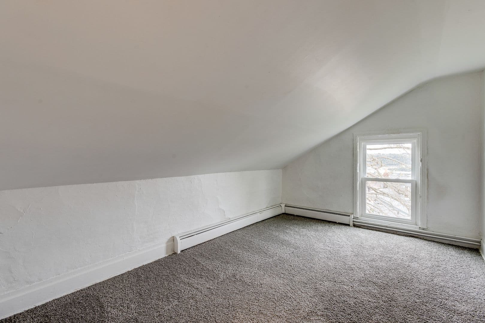 Pittsburgh House: 2617 Burham St