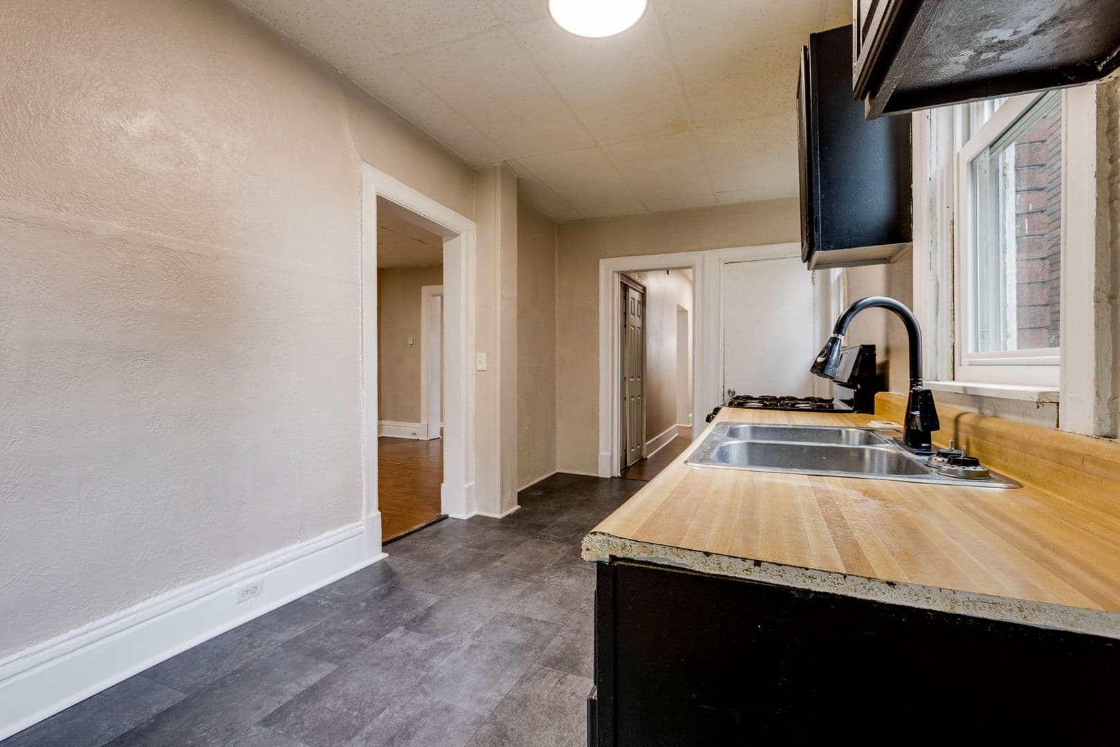 Pittsburgh House: 415 Edgemont St
