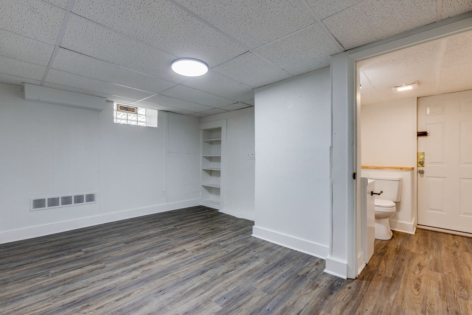 Pittsburgh Apartment: 238 Hazelwood Ave