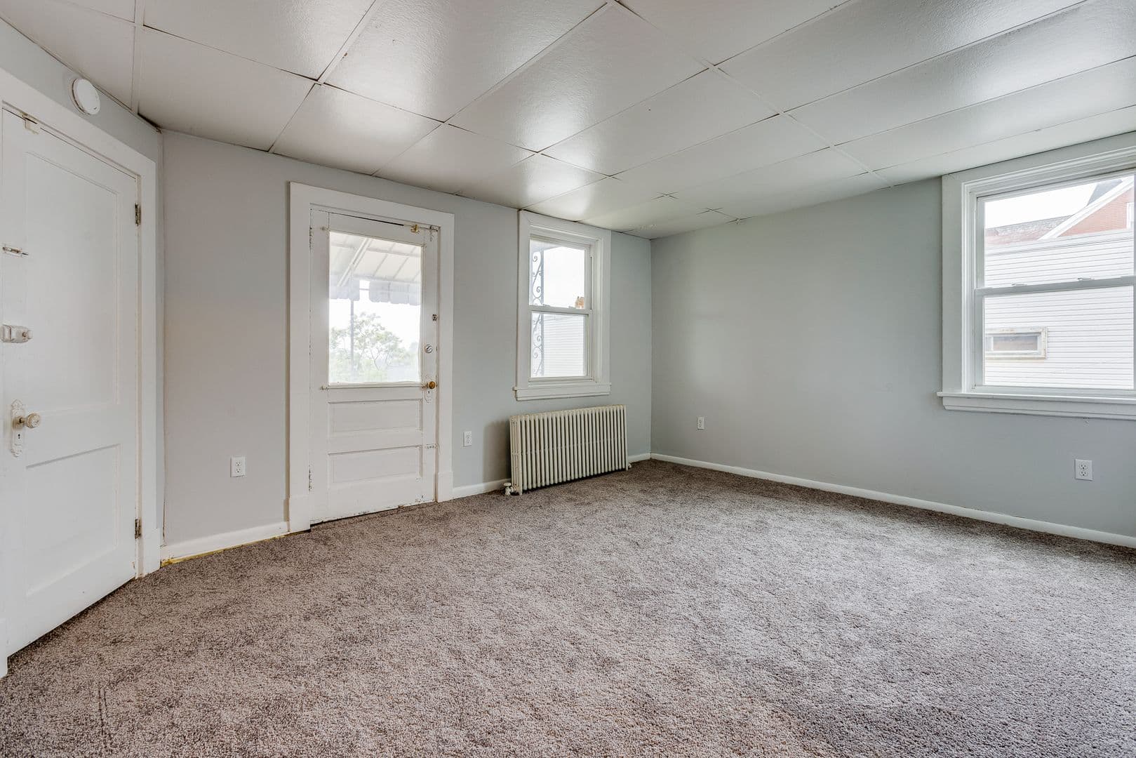 Pittsburgh Apartment: 2300 Arlington Ave