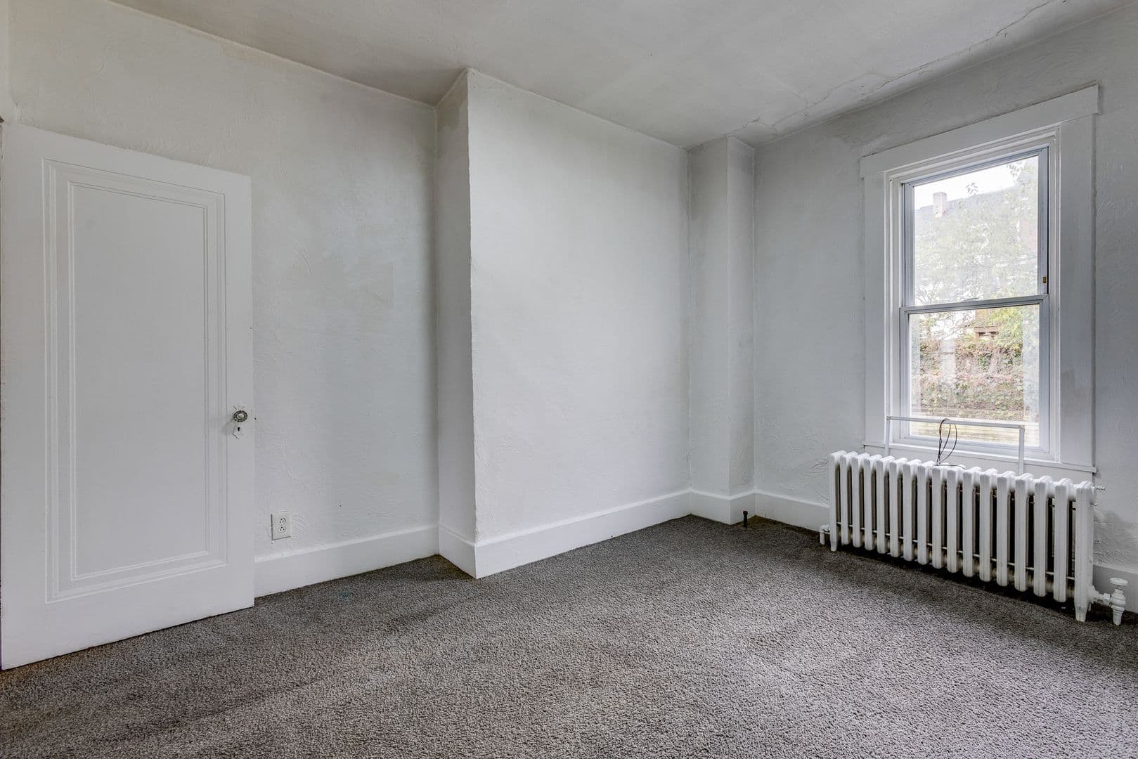 Pittsburgh House: 415 Edgemont St