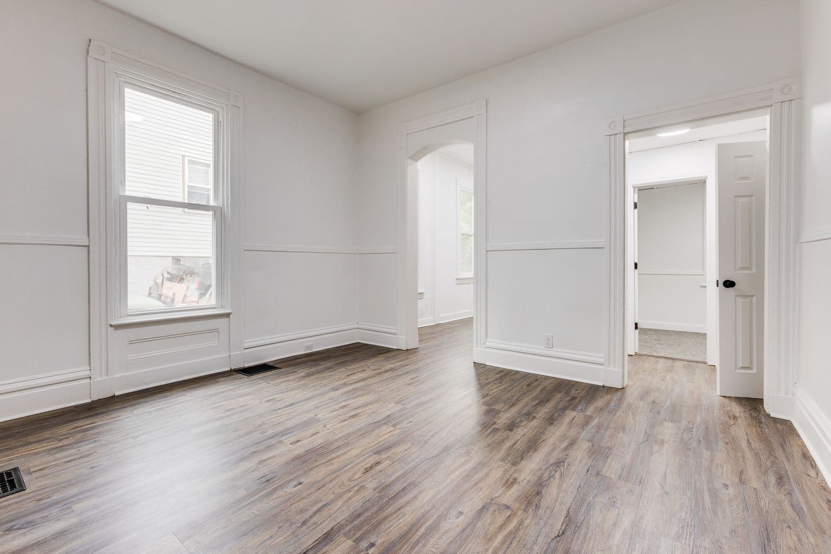 Pittsburgh Apartment: 240 Hazelwood Ave