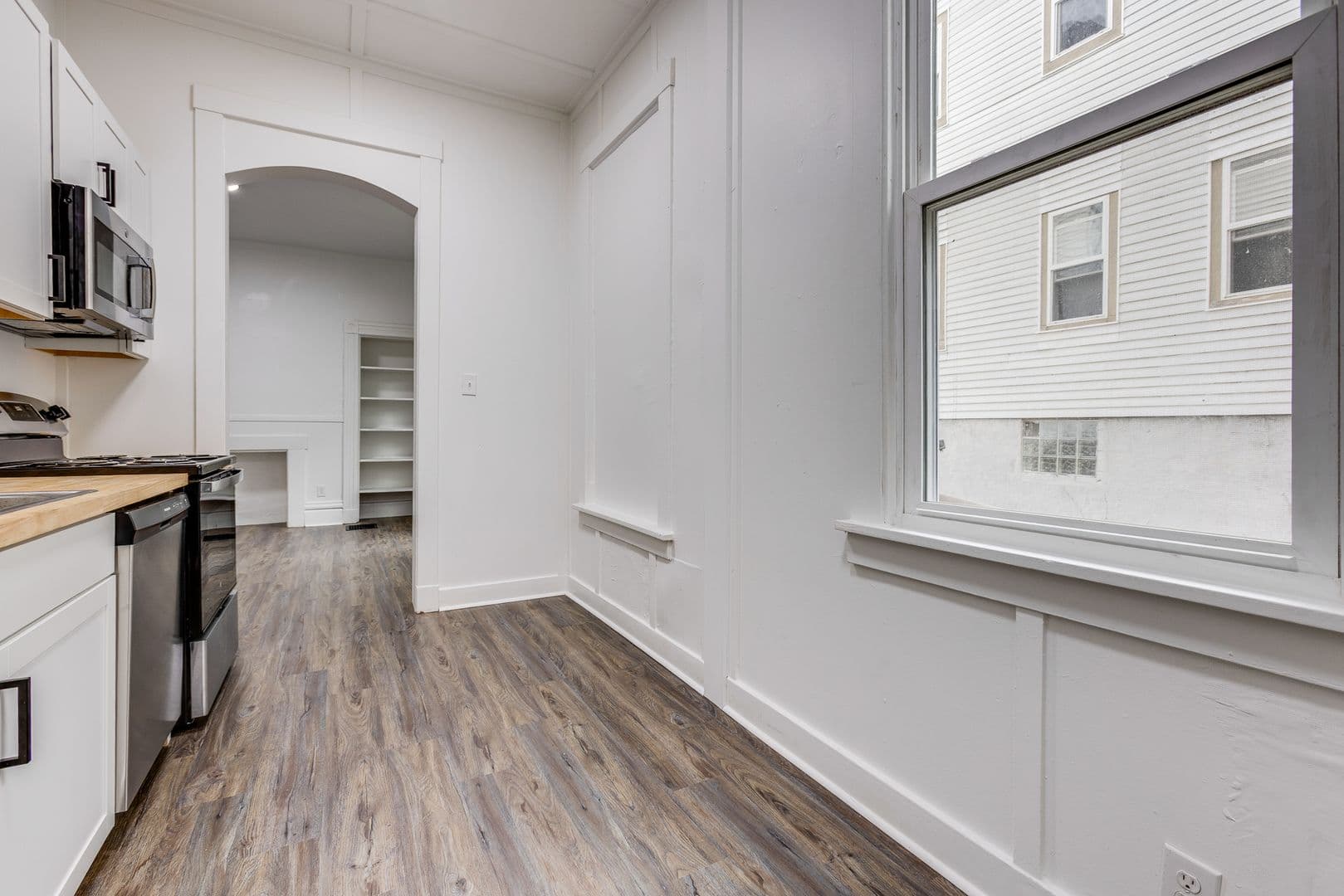 Pittsburgh Apartment: 240 Hazelwood Ave