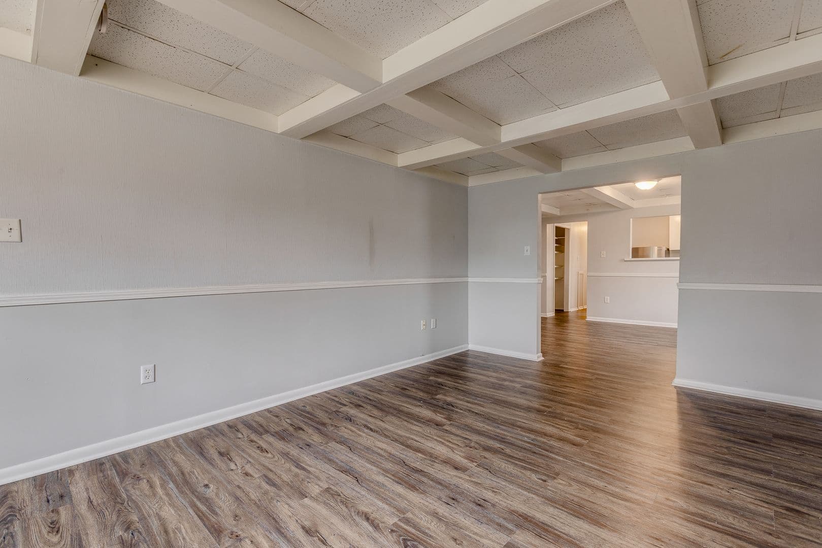Pittsburgh Apartment: 2300 Arlington Ave
