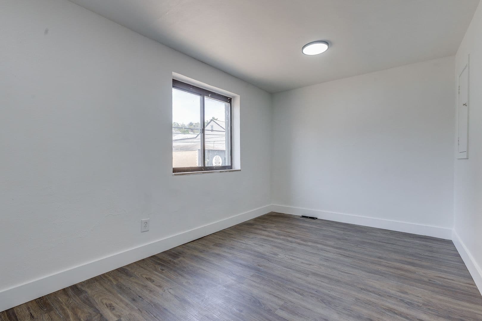 Pittsburgh Apartment: 732 E Warrington Ave