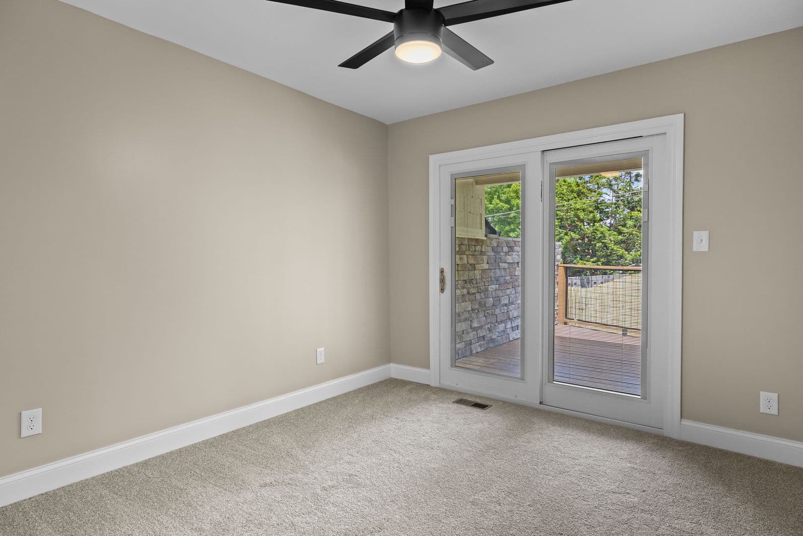 Maryville House: 910 Windlau Court