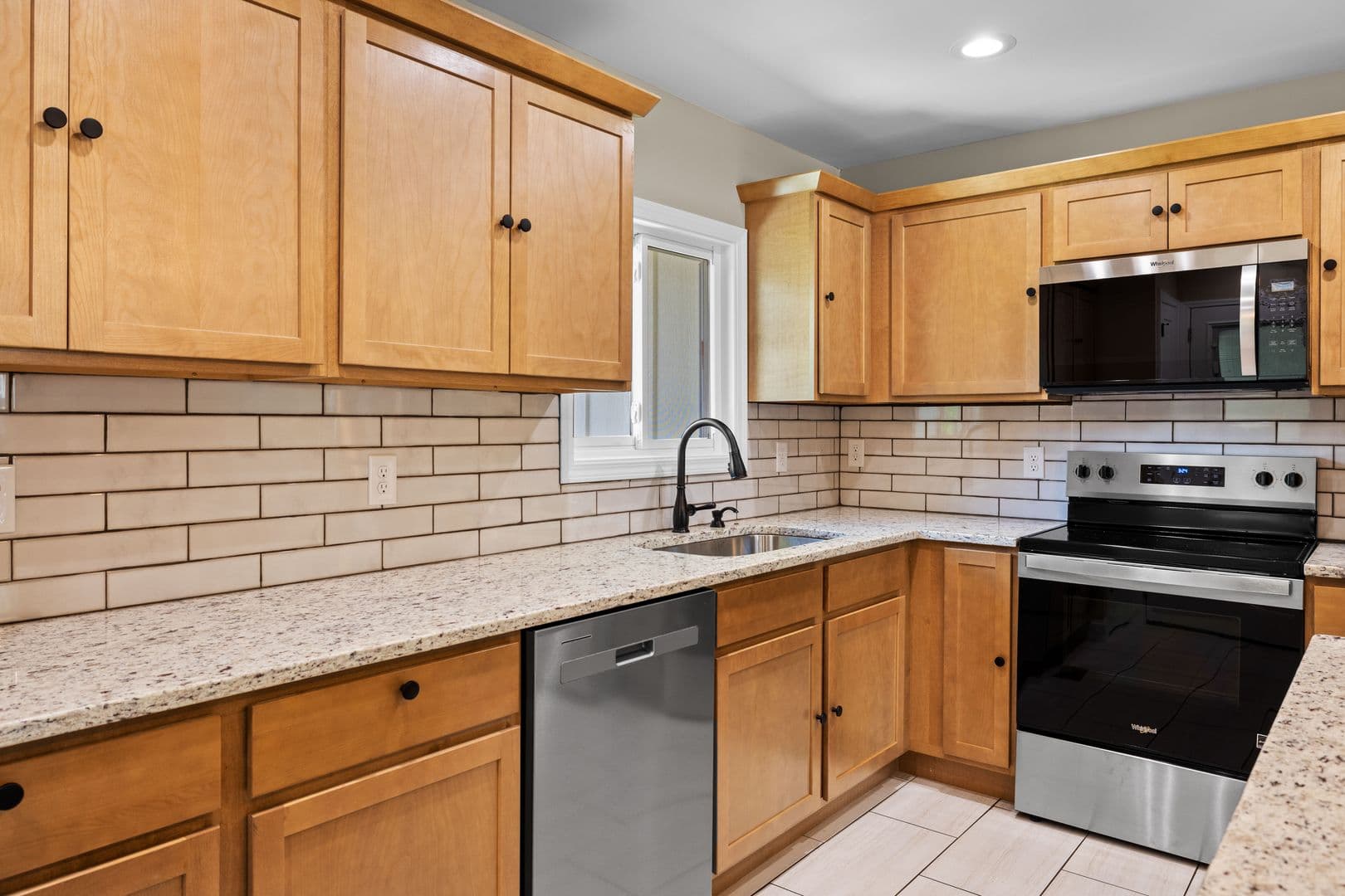 Maryville House: 910 Windlau Court