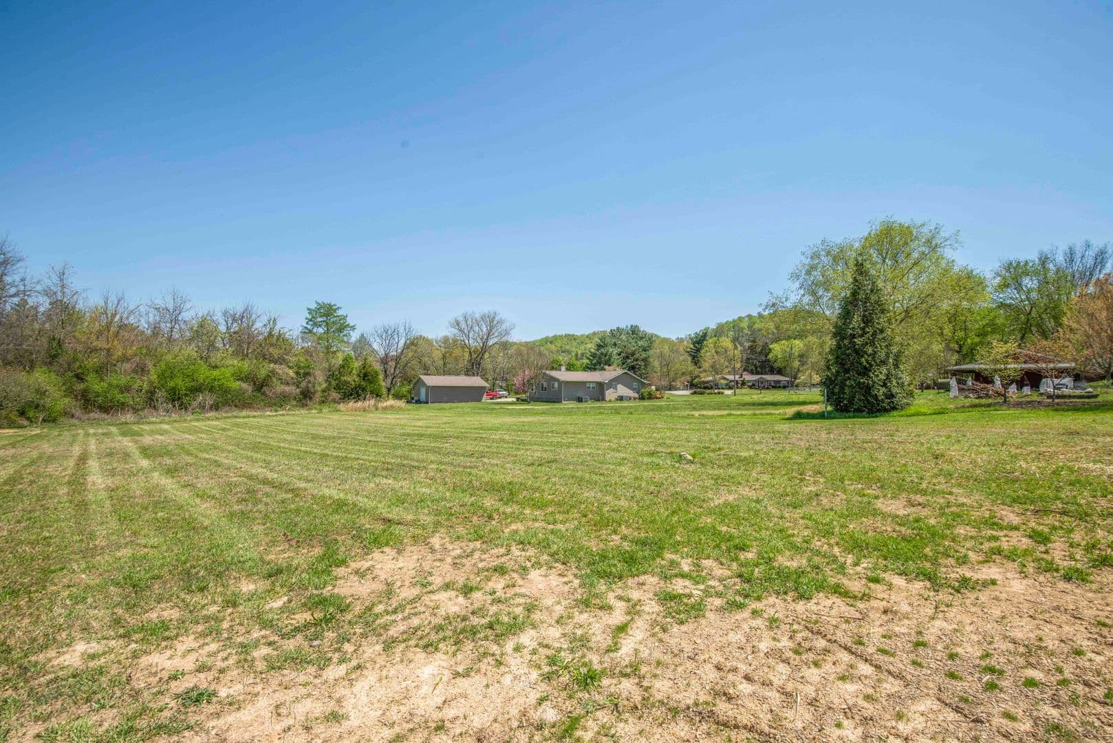 Knoxville House: 7206 Della Drive