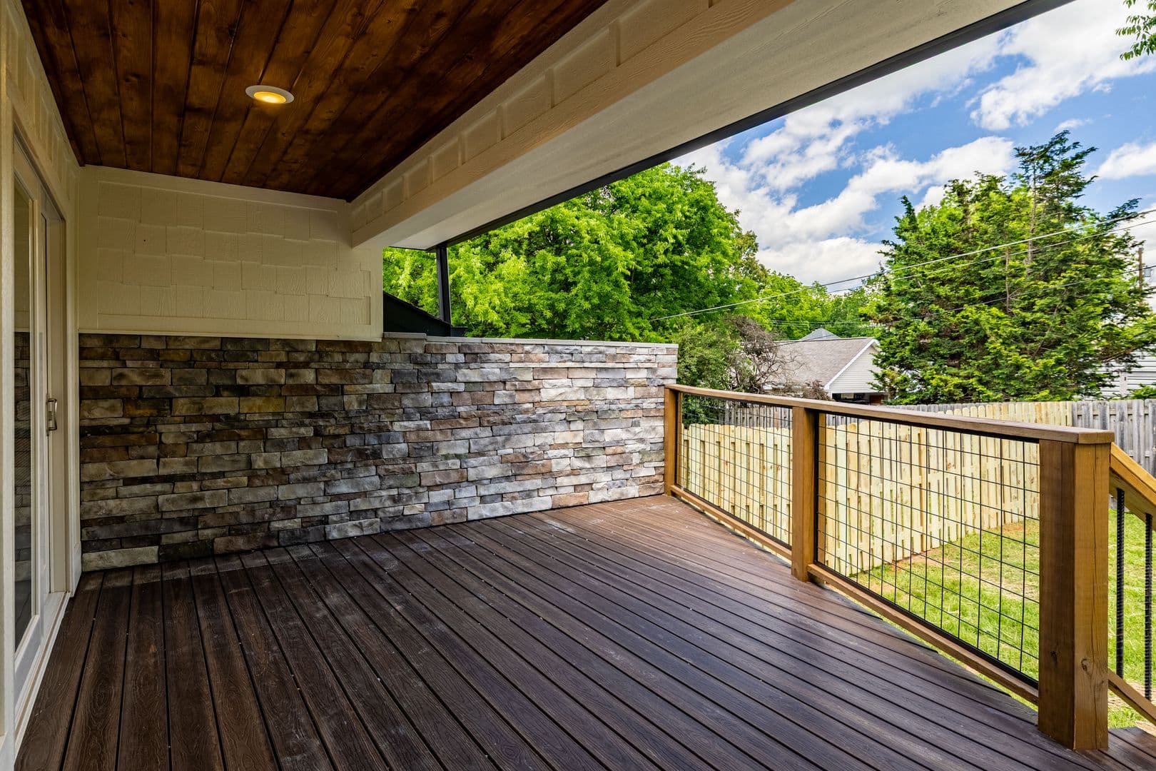 Maryville House: 910 Windlau Court