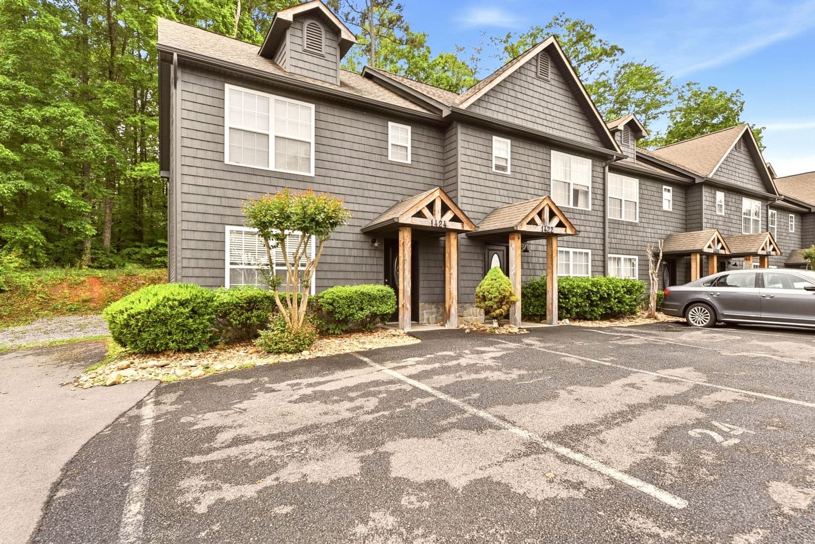Sevierville Townhome: 1424 William Holt Boulevard