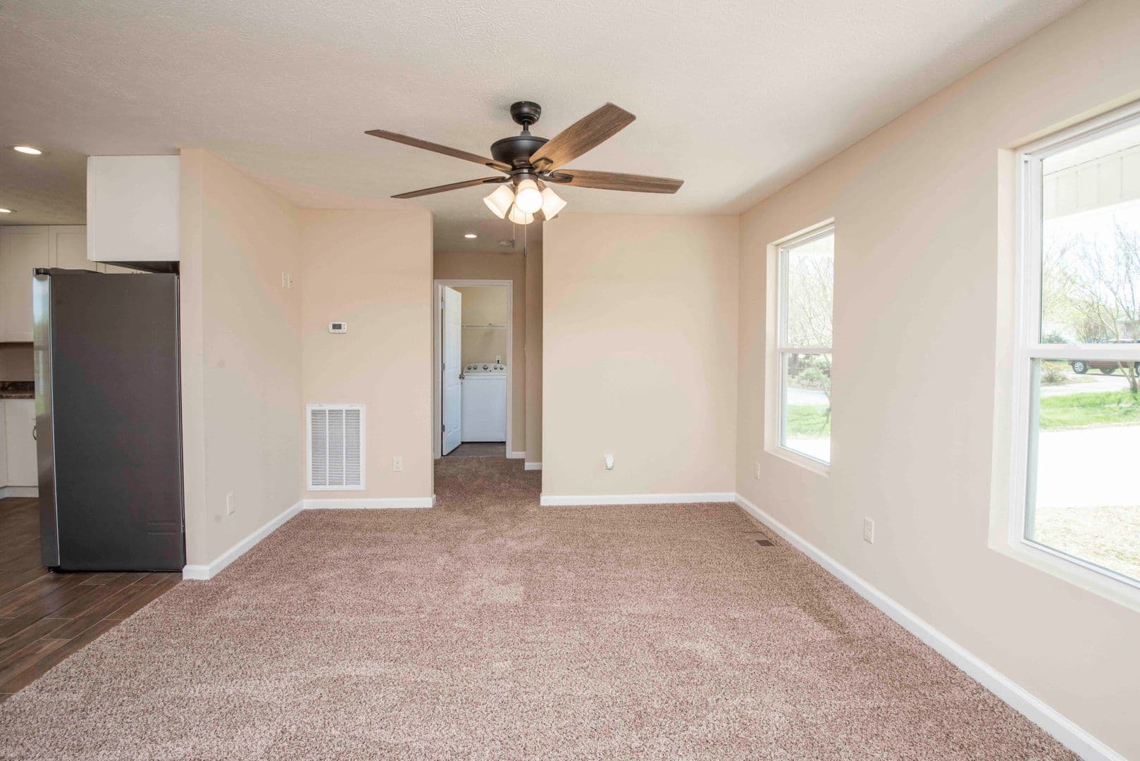 Knoxville House: 7206 Della Drive