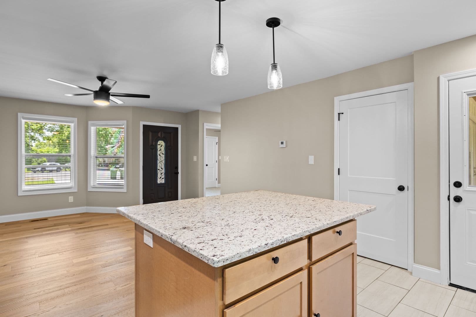 Maryville House: 910 Windlau Court