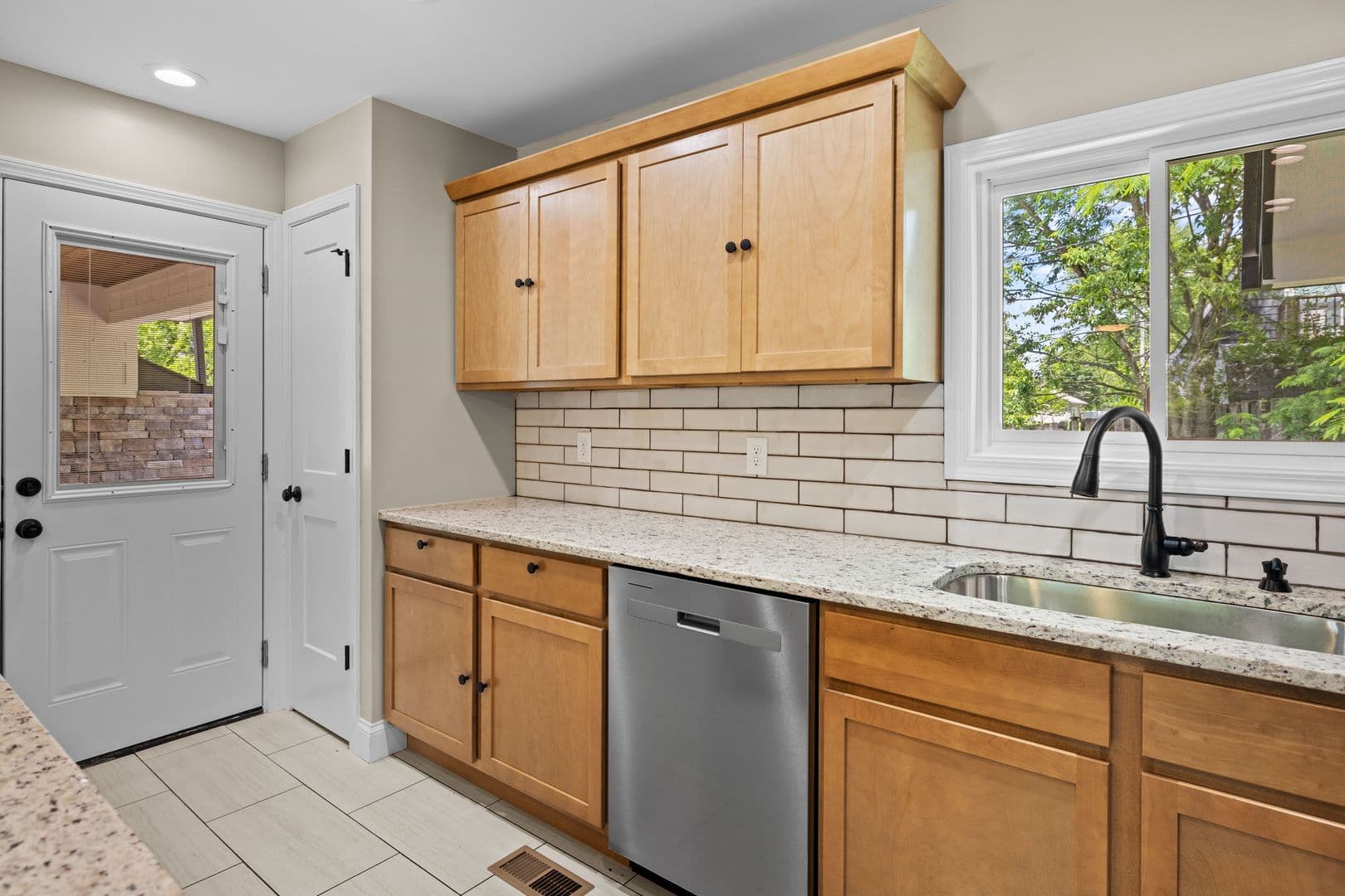 Maryville House: 910 Windlau Court
