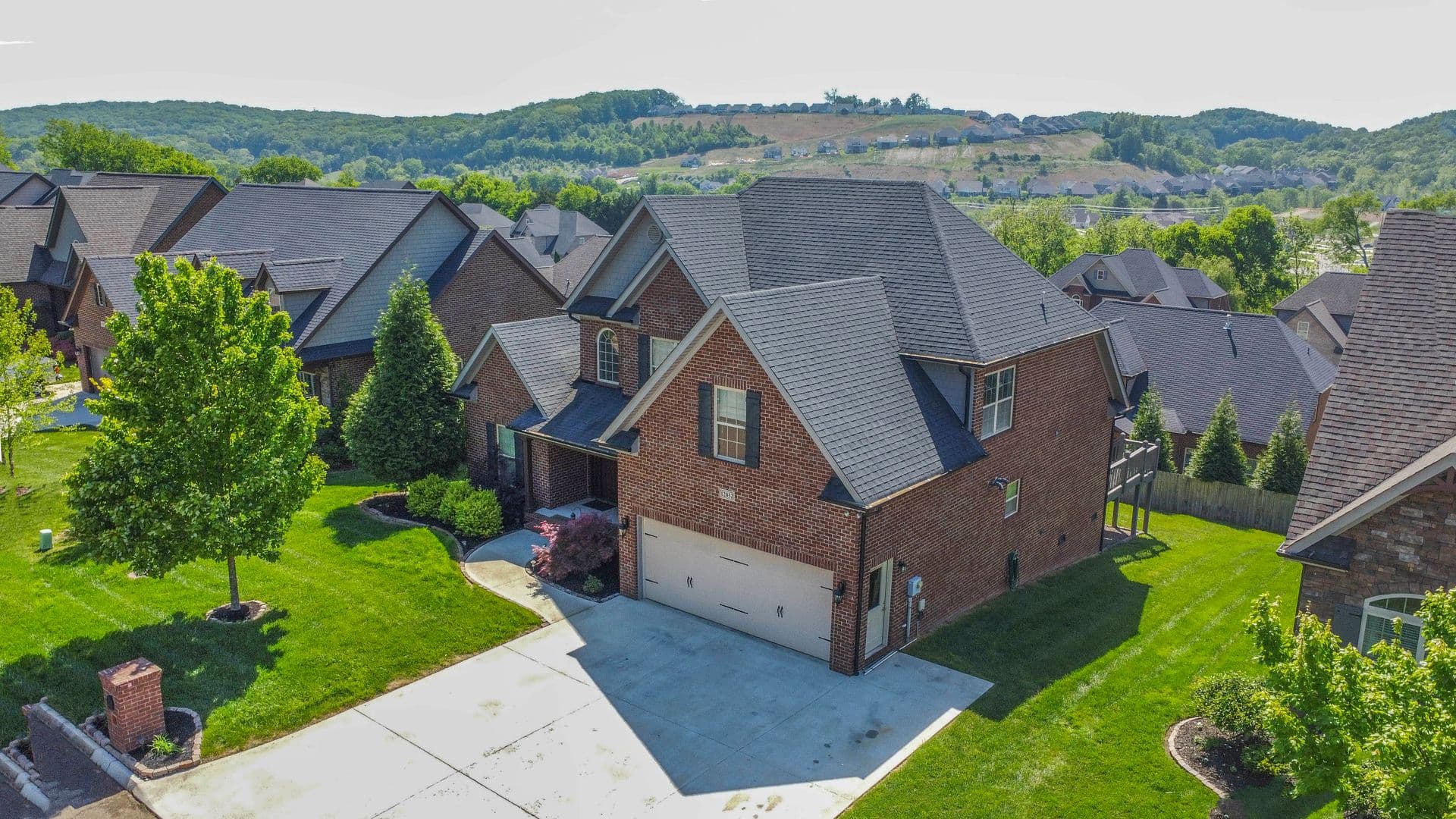 Knoxville House: 12032 Poplar Meadow Lane