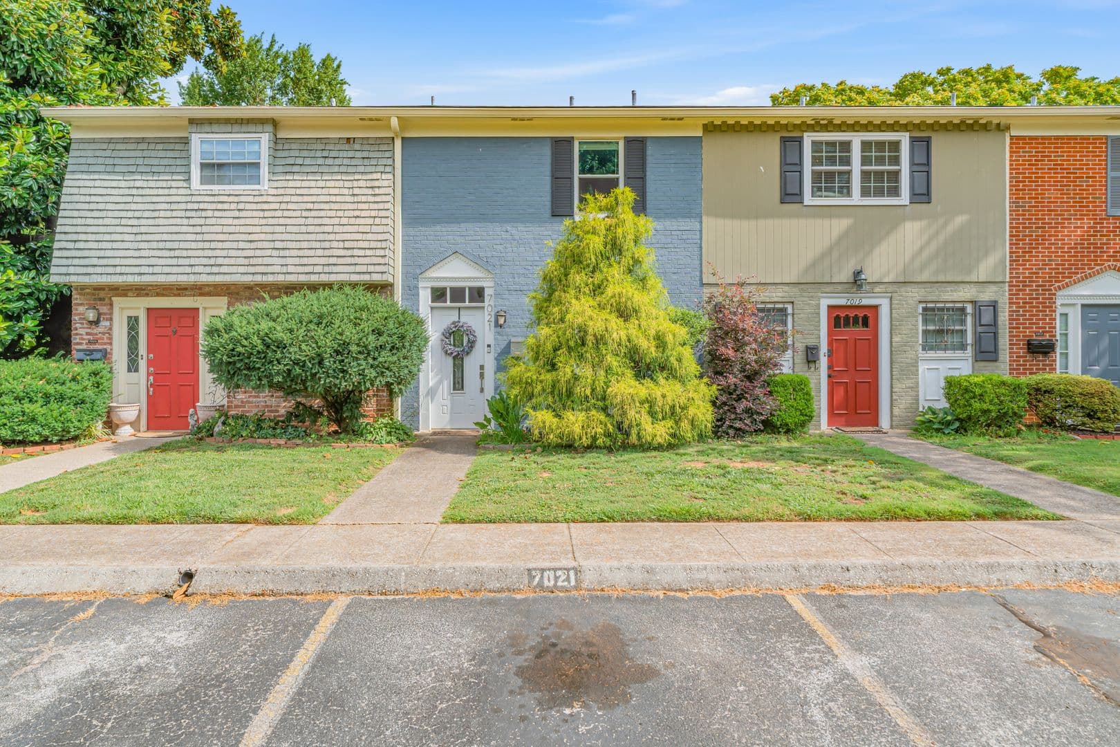 Knoxville House: 7021 Traditional Drive Northwest
