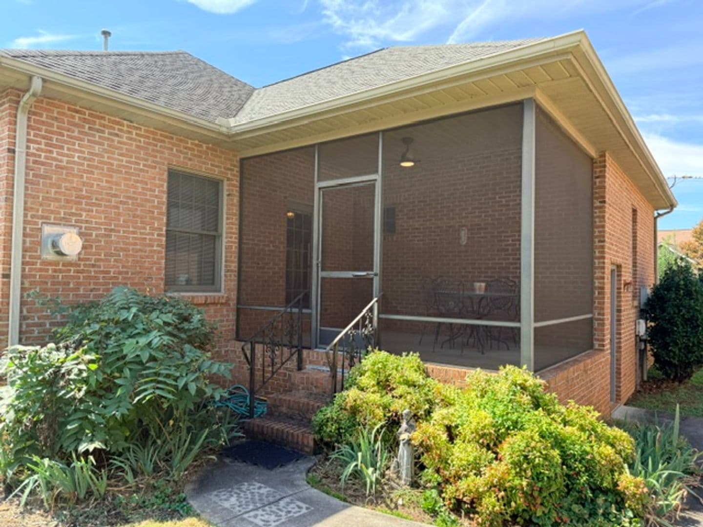 Maryville House: 4116 Legends Way