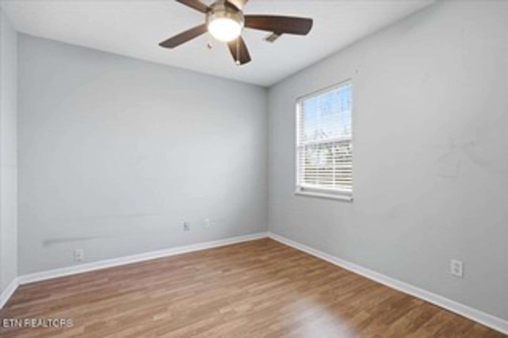Knoxville House: 8941 Colchester Ridge Road